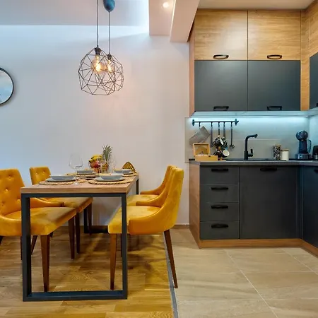 Crown Leonardo 6 Zlatibor