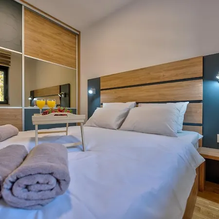 Crown Leonardo 6 * Zlatibor