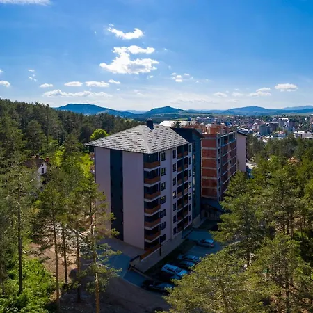 Crown Leonardo 6 *