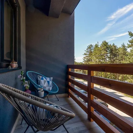 Crown Leonardo 6 Apartamento