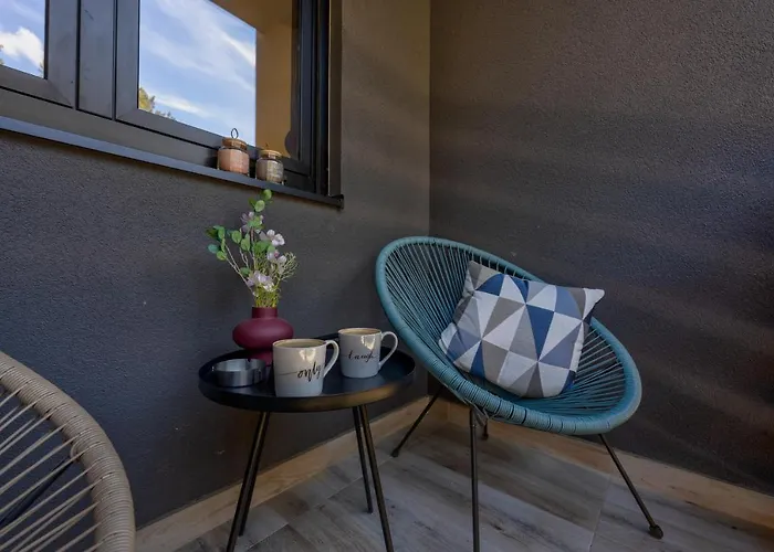 Crown Leonardo 6 Ζλάτιμπορ