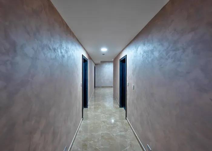 Crown Leonardo 6 Διαμέρισμα *