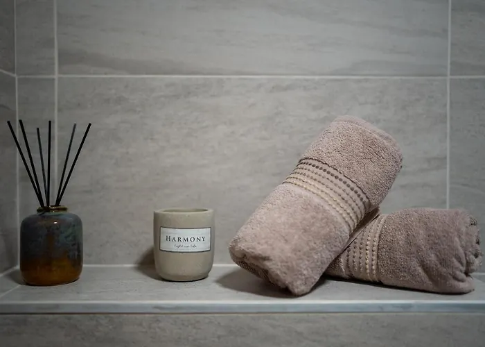 Crown Leonardo 6 Διαμέρισμα *